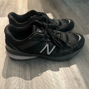 Womens New Balances Size 8